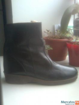 Ботинки зимние мужские черные на замке новые ,разм 42,(Венгрия) 2