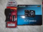 продаю фотоаппарат FujiFilm FinePix AX280 + Ansmann EC250 + 4 ак