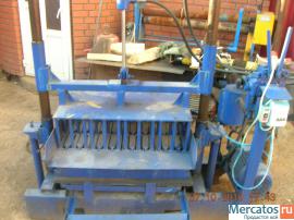 Бетономешалка и аппарат для изготовления керамзитобетонных блоко 5