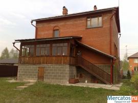 Дом красный кирпич; 25 км от Москвы по киевскому шоссе
