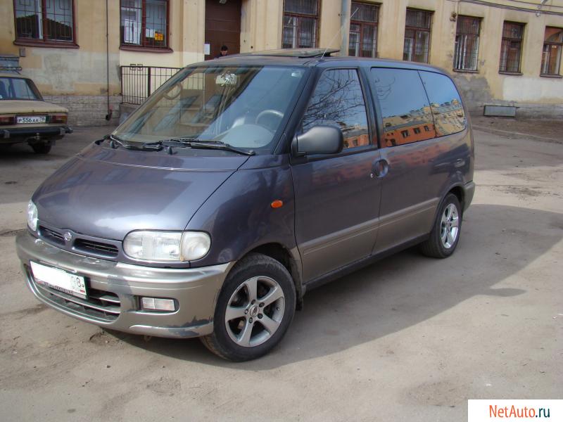 Nissan Serena c23 салон