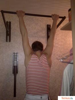 Турник настенный разборный складной.