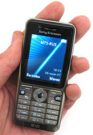 Новый Sony Ericsson K530i (Ростест,оригинал,полный комплект) 2