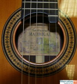 Классическая гитара испанского мастера Антони Пикадо. 4