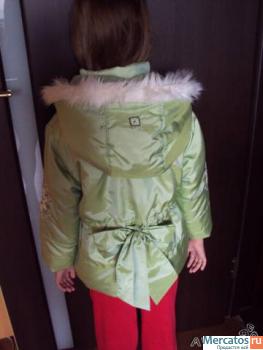 Продаю утепленную куртку для девочки р.110 2