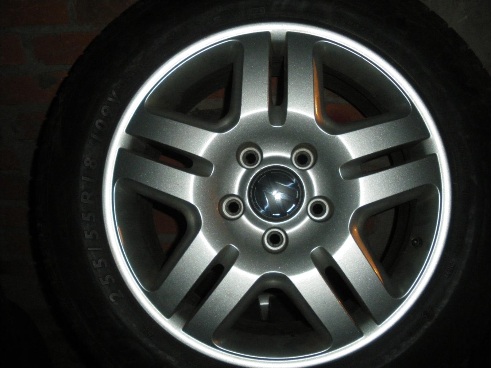 комплект колес на TUAREG 18радиуса-зима