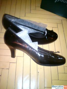 Туфли женские коженые лаковые размер 7,Австрийские. 2