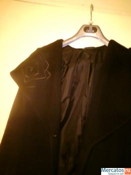 Пальто драповое ,демисезонное,черное ,женское с вышивками на рук 3