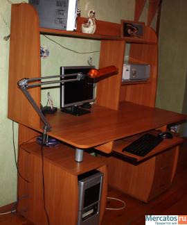 Компьютерный стол и стул. 2