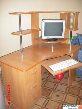 стол компьютерный