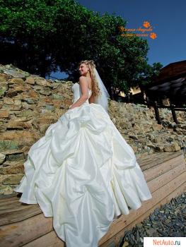 Очень красивое свадебное платье Sincerity 3244