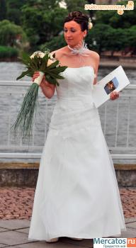 Свадебное платье Pronuptia (франция). Цена 17900