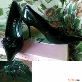 Продам Туфли в Калининграде