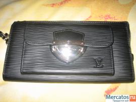 Новый кошелек-клатч Louis Vuitton