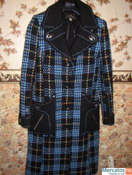 Продается пальто женское демисезонное 2