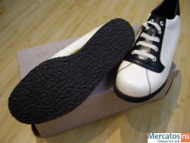 Кроссовки белые ЦЕБО 2