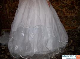 Свадебное платье модель 2008г. 2