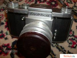 Зеркальный фотоаппарат ПРАКТИКА немецкий, старый в отл. состояни
