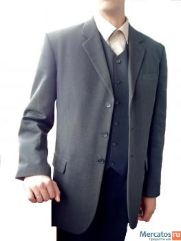 Продаю мужской костюм-тройку