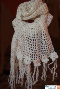 Шарф "Цветы на снегу"