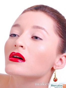 Нужен визажист и/или парикмахер?