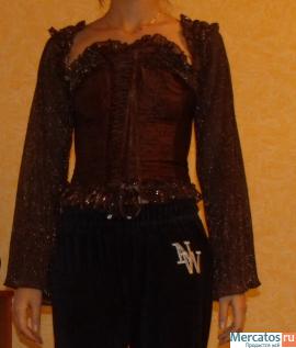 Корсет, рукава можно носить на плечах, можно опустить