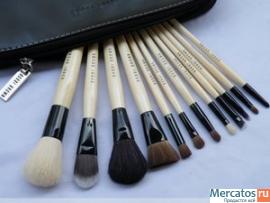 Кисти для макияжа Bobbi Brown 3