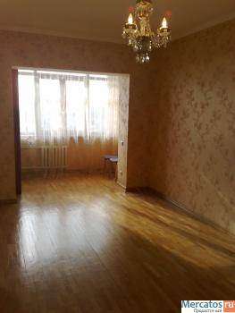 Продаю квартиру на Светлане крупно-гобаритная 44квм 7