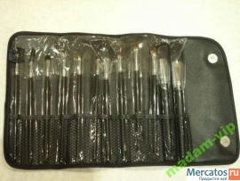 Набор 12 кисточек для профессионального макияжа