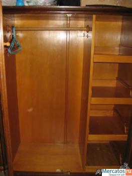 Шкаф платяной за 2500руб.
