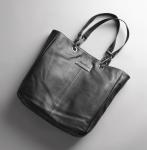 Новая кожаная сумка от Kenneth Cole