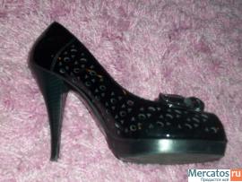 Черные лакированные туфли, 38 р 3