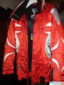 Продаю женскую курточку SPORTALM (спорт+мода) 38(европ)44-46 раз 5