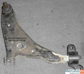 Рычаг передний нижний правый MR369796 Chrysler Coupe Eclipse 2