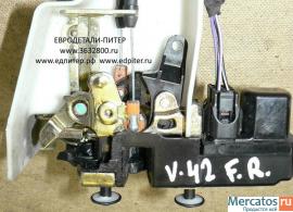 Замок двери Chrysler Pacifica 3