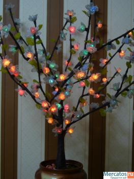 Дерево-светильник из бисера