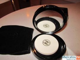 Компактная пудра Chanel 4