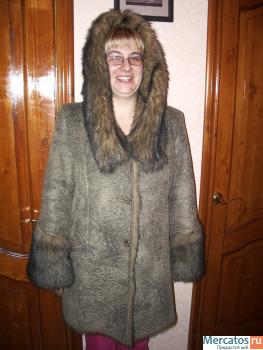 Дубленка искусственная с капюшоном р.46-48