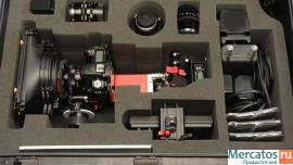 Nikon D700, D3x , D90 / Canon EOS 5D , 1Ds Mark III w/ Lens