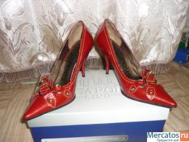 продам туфли итальянские красные лакированые р-р 35