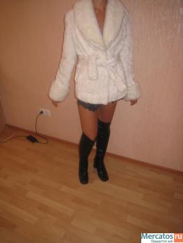 Белый полушубок из искусственного меха 3