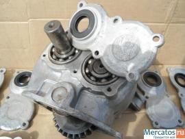Передняя крышка (66-02-4207084-10) на КОМ а/м Газ-66. 2
