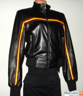 Куртка черная 42-44 р. кож.зам. с подкладкой.В отл.сост.