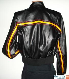 Куртка черная 42-44 р. кож.зам. с подкладкой.В отл.сост. 2