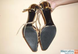 Туфли Casadei, Италия