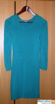 Голубое платье