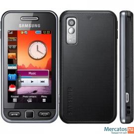 Samsung GT-S5230 черного цвета