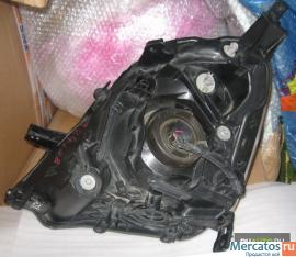 ФАРА галогеновая - автомобиля Honda Stream RN1. 4