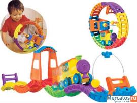 Весёлый паровозик TOMY