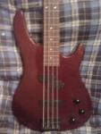 Продам безладовый бас Zombie JS-40.